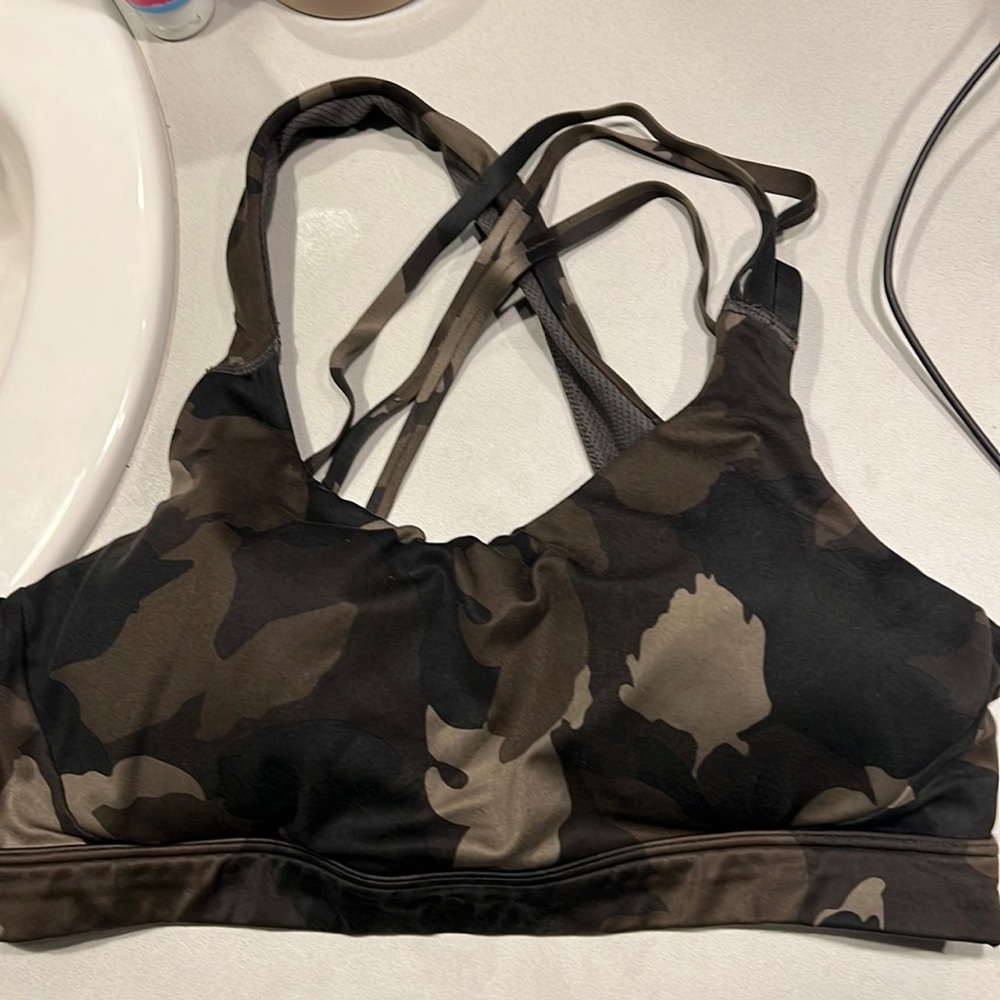 Athleta camo sports bra
